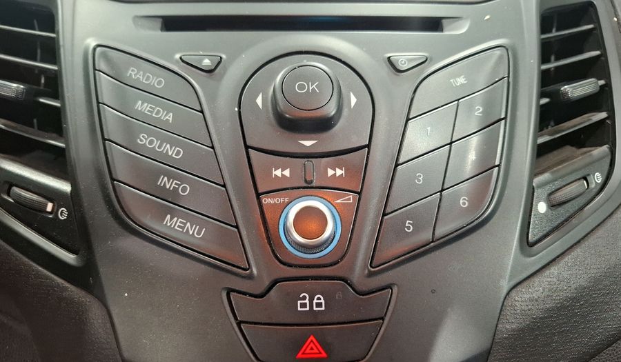 Ford Fiesta 1.6 S MT Sedan 2015