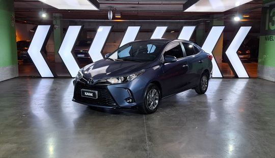 Toyota • Yaris