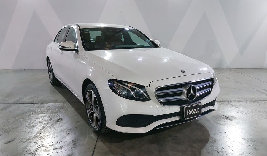Mercedes Benz Clase E 2.0 200 CGI AVANTGARDE Sedan 2017