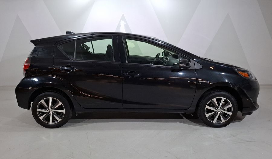 Toyota Prius C 1.5 HYBRID AUTO Hatchback 2018
