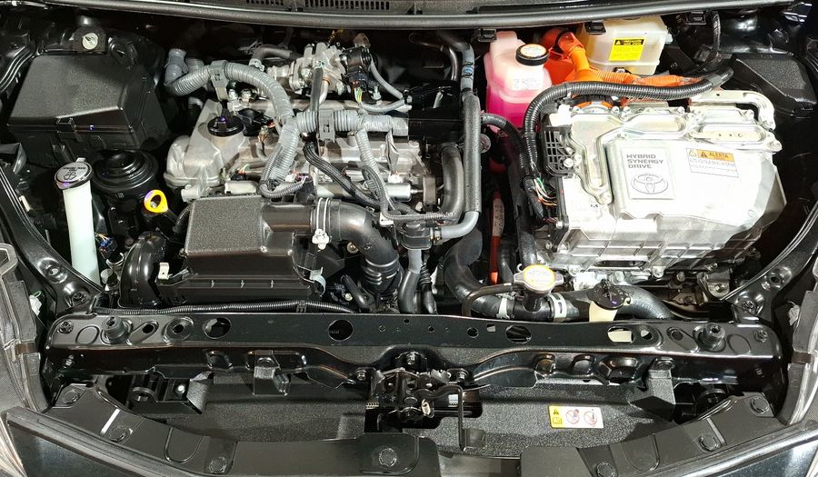 Toyota Prius C 1.5 HYBRID AUTO Hatchback 2018