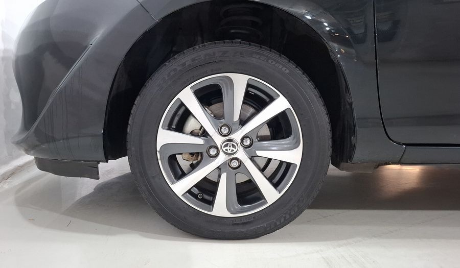 Toyota Prius C 1.5 HYBRID AUTO Hatchback 2018