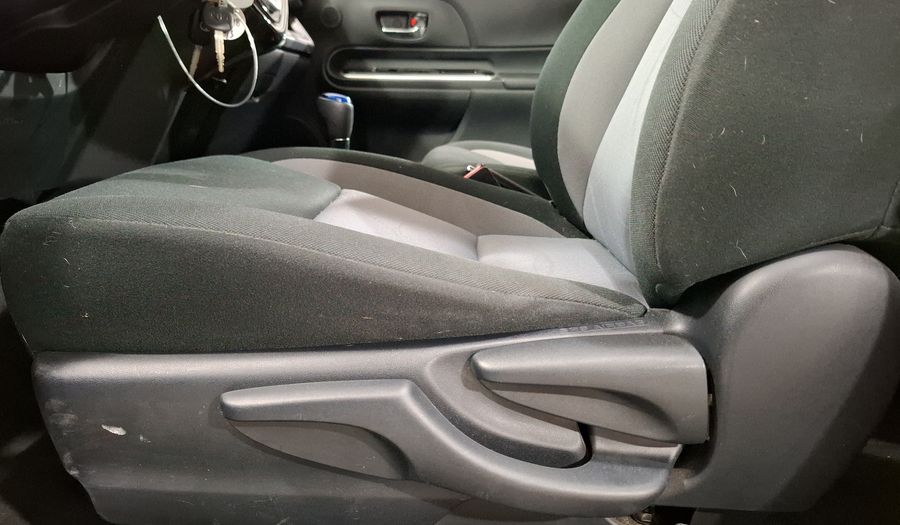 Toyota Prius C 1.5 HYBRID AUTO Hatchback 2018