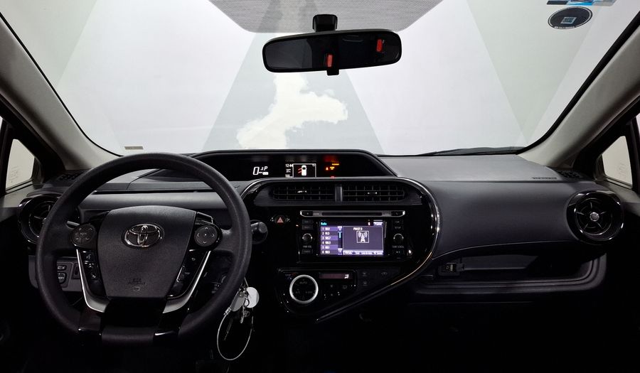 Toyota Prius C 1.5 HYBRID AUTO Hatchback 2018