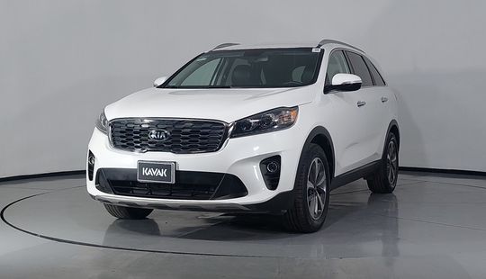 Kia • Sorento