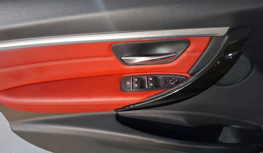 Bmw Serie 3 2.0 320IA SPORT LINE AUTO Sedan 2017