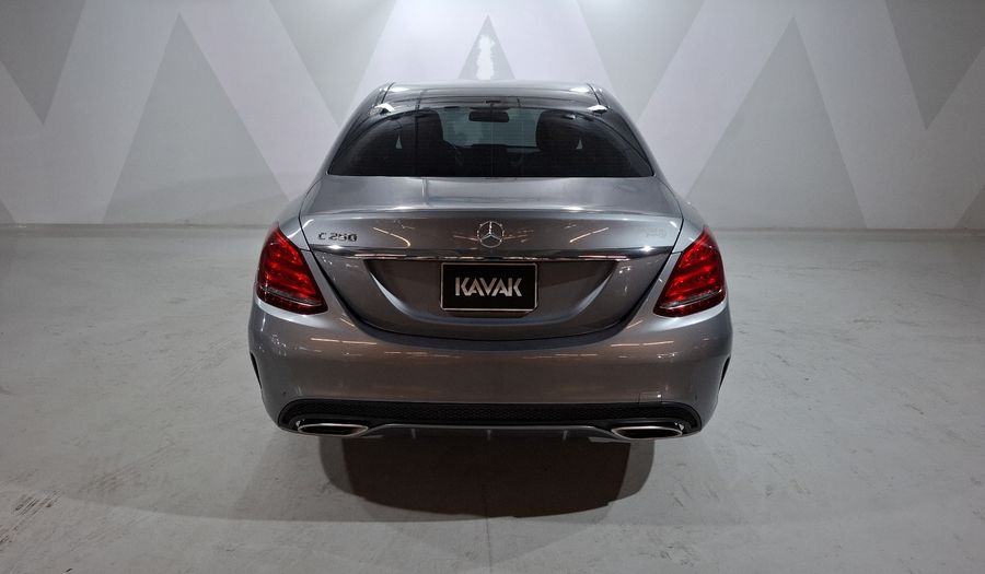 Mercedes Benz Clase C 2.0 250 CGI SPORT AT Sedan 2016