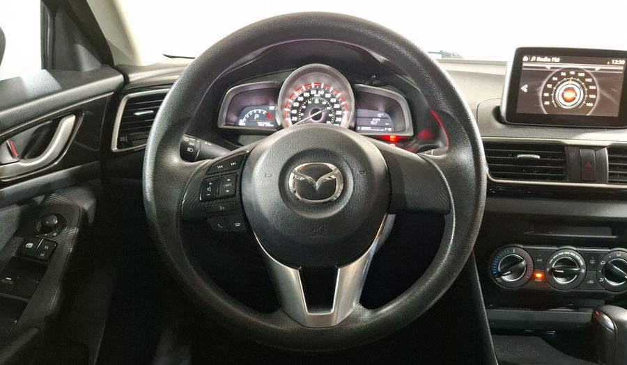 Mazda 3 2.0 SEDAN I TOURING TA Sedan 2015