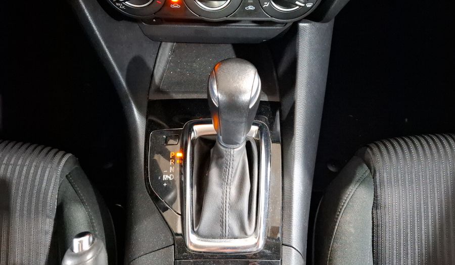 Mazda 3 2.0 SEDAN I TOURING TA Sedan 2015