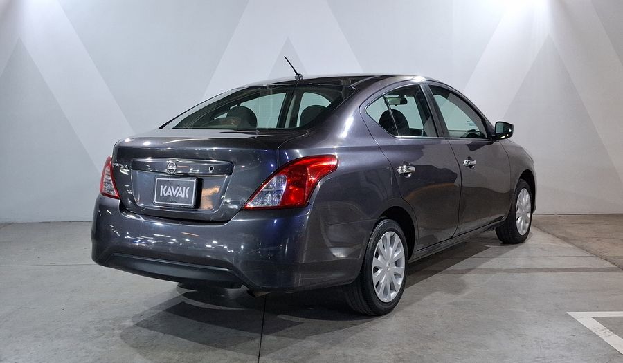 Nissan Versa 1.6 SENSE TA AC Sedan 2015