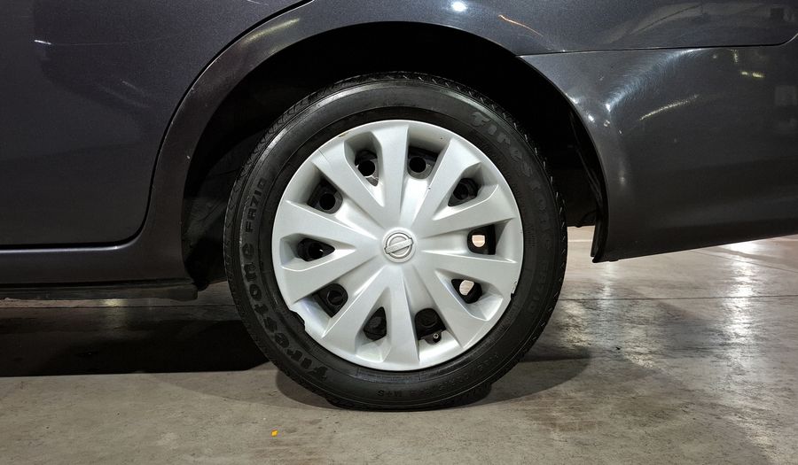Nissan Versa 1.6 SENSE TA AC Sedan 2015