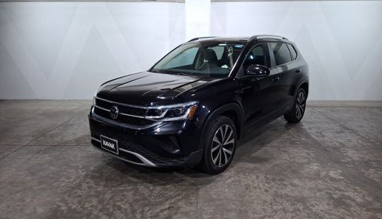 Volkswagen • Taos