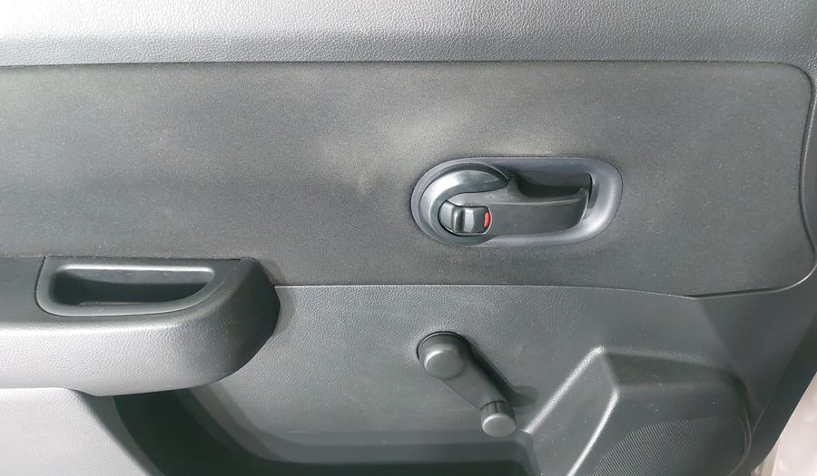 Nissan Tiida 1.8 ADVANCE MT Sedan 2015