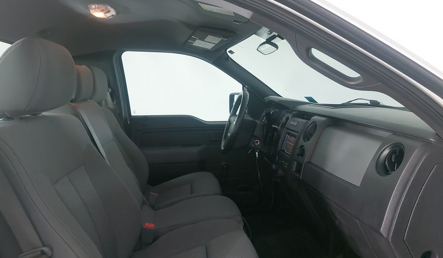Ford F-150 3.7 XL REG 4X2 V6 AT Pickup 2013