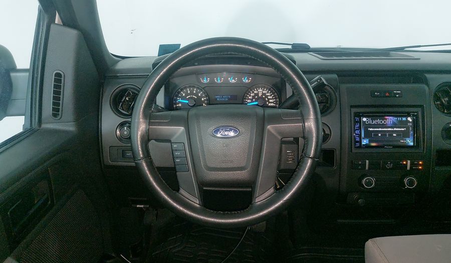 Ford F-150 3.7 XL REG 4X2 V6 AT Pickup 2013
