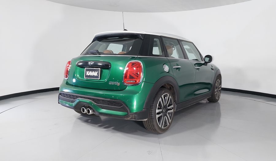 Mini Cooper S 2.0 COOPER CLASSIC DCT Hatchback 2024