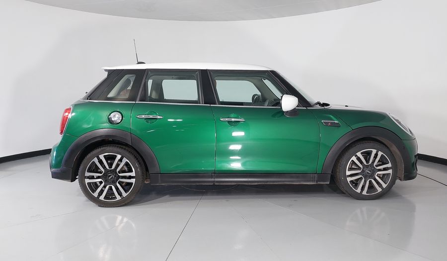 Mini Cooper S 2.0 COOPER CLASSIC DCT Hatchback 2024