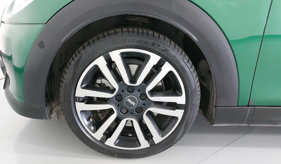 Mini Cooper S 2.0 COOPER CLASSIC DCT Hatchback 2024