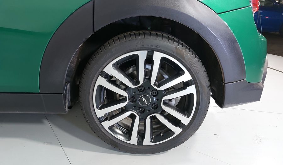 Mini Cooper S 2.0 COOPER CLASSIC DCT Hatchback 2024