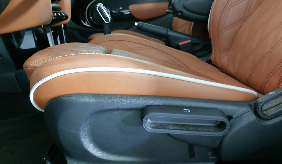 Mini Cooper S 2.0 COOPER CLASSIC DCT Hatchback 2024