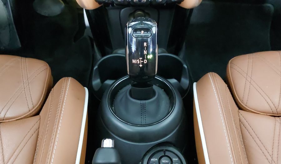 Mini Cooper S 2.0 COOPER CLASSIC DCT Hatchback 2024