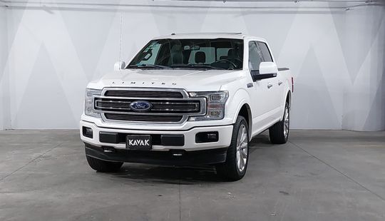 Ford • Lobo
