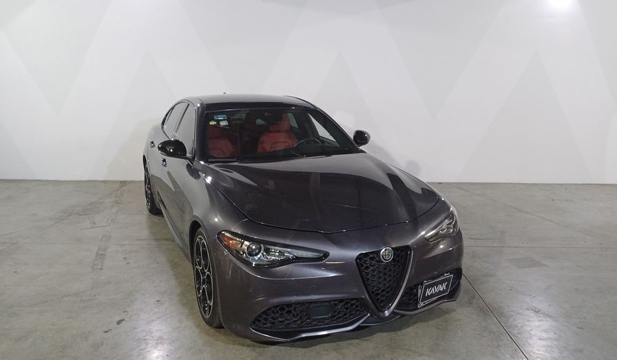 Alfa Romeo Giulia 2.0 VELOCE AUTO Sedan 2022