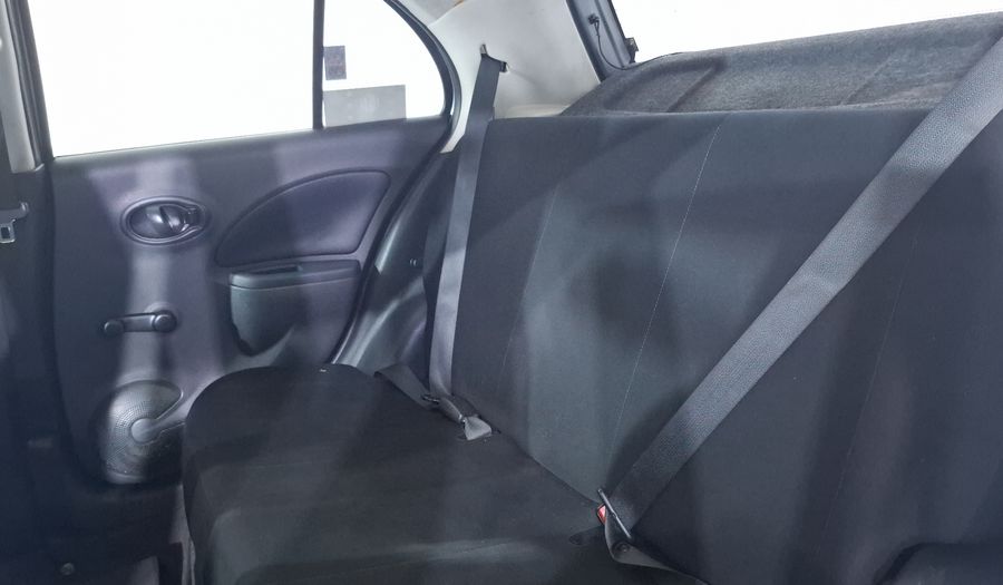 Nissan March 1.6 ACTIVE MT Hatchback 2015