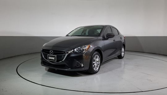 Mazda • Mazda 2