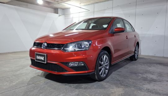 Volkswagen • Vento