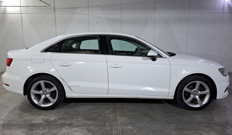 Audi A3 1.4 TFSI AMBIENTE S TRONIC Sedan 2016