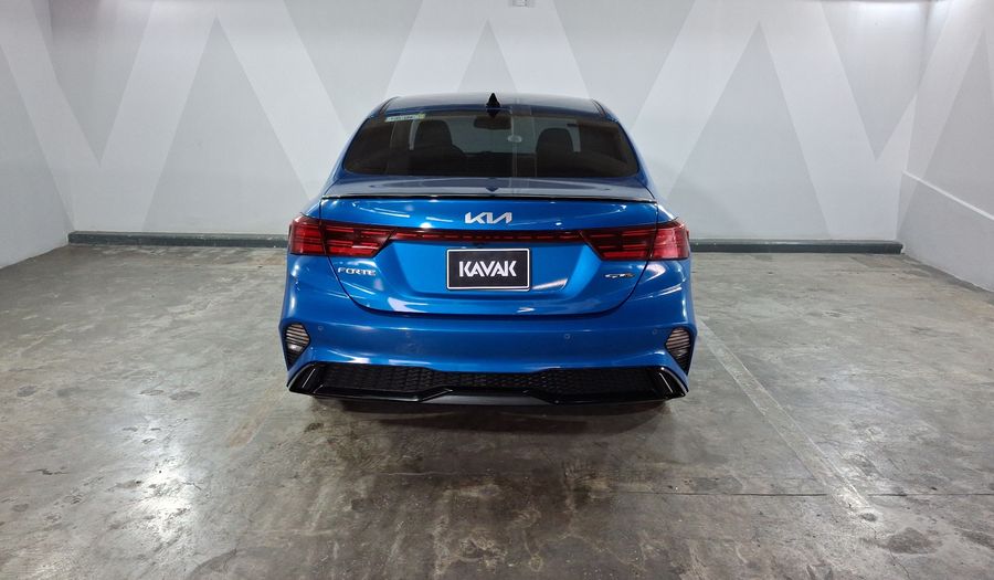 Kia Forte 2.0 GT LINE IVT Sedan 2024