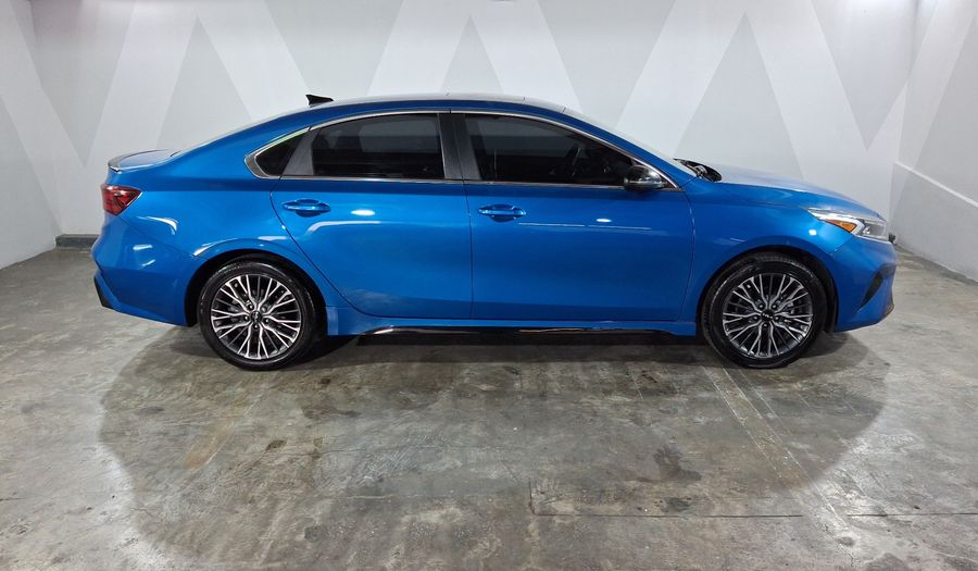 Kia Forte 2.0 GT LINE IVT Sedan 2024