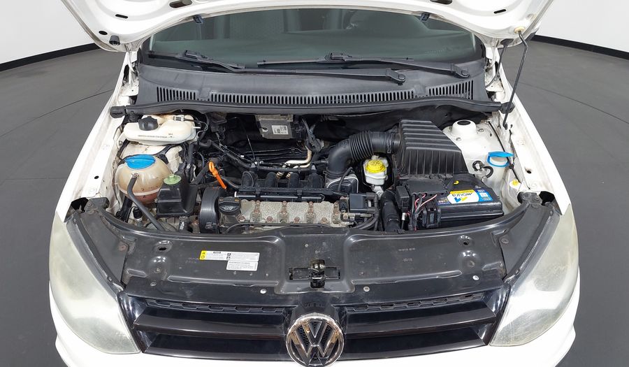Volkswagen Crossfox MI Hatchback 2013