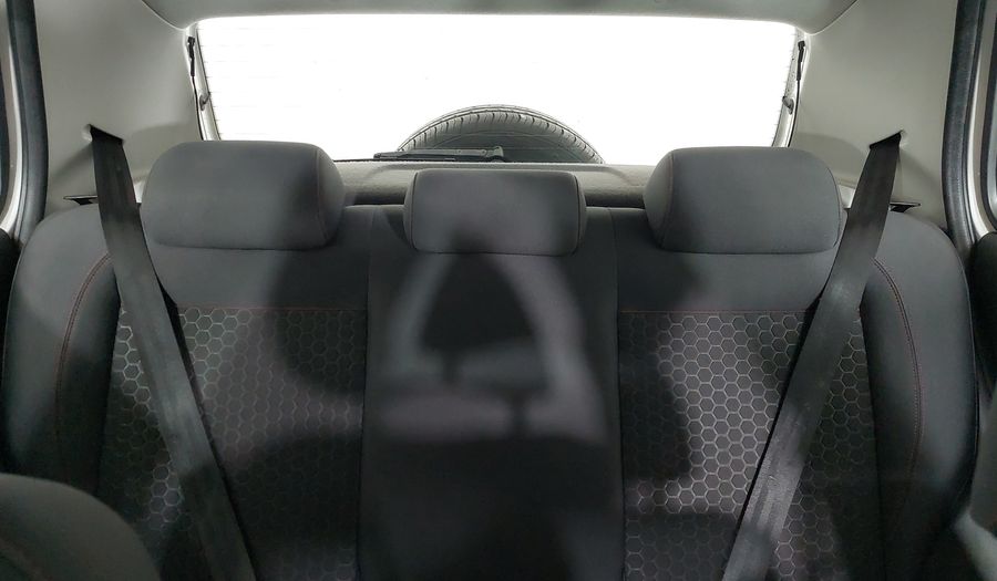Volkswagen Crossfox MI Hatchback 2013