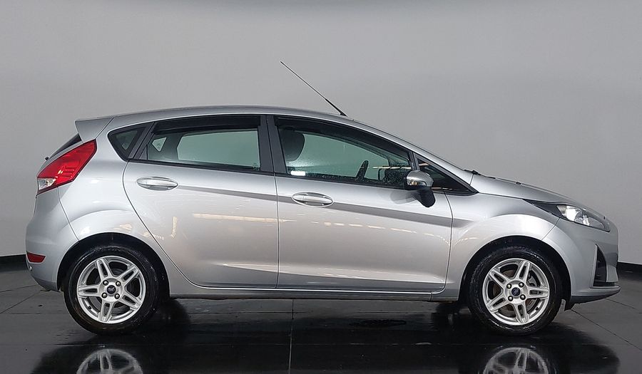 Ford Fiesta TIVCT SEL Hatchback 2018