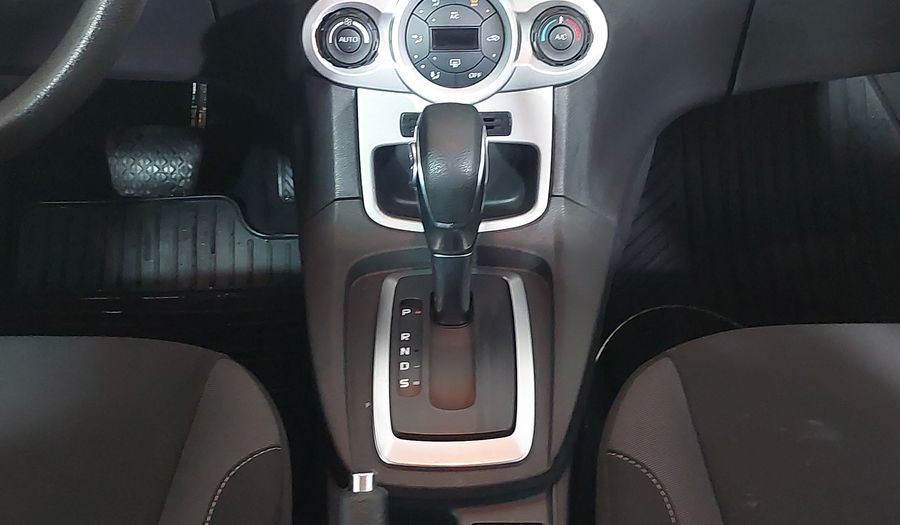 Ford Fiesta TIVCT SEL Hatchback 2018