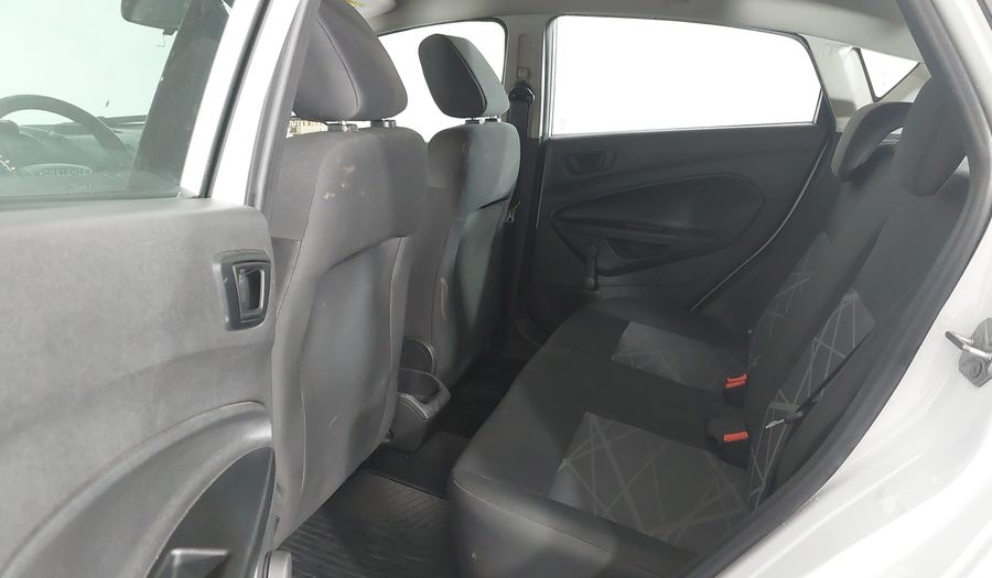 Ford Fiesta SE HATCH Hatchback 2016