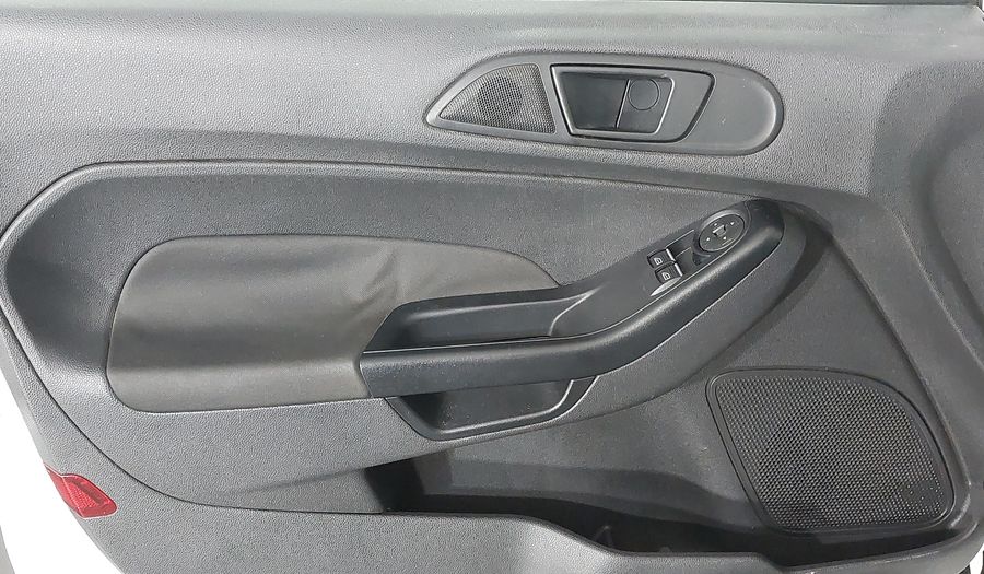 Ford Fiesta SE HATCH Hatchback 2016