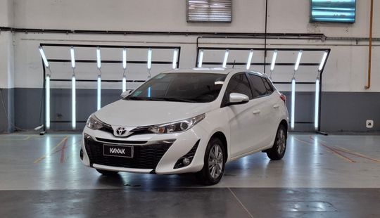Toyota • Yaris