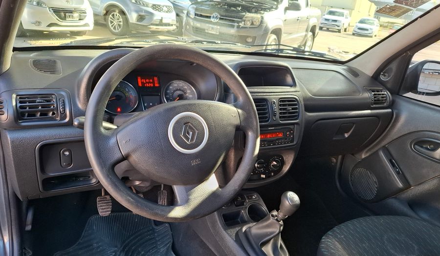 Renault Clio 1.1 DYNAMIQUE SAT Hatchback 2015
