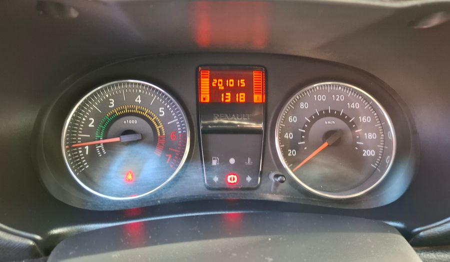 Renault Clio 1.1 DYNAMIQUE SAT Hatchback 2015