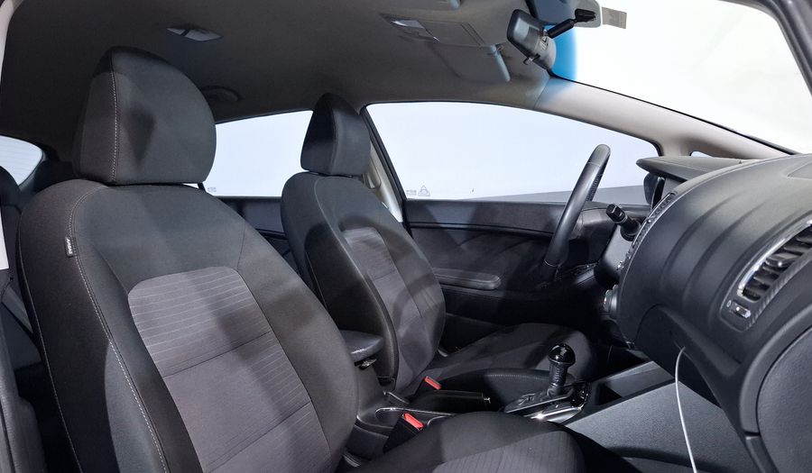 Kia Forte 2.0 EX AUTO Hatchback 2018
