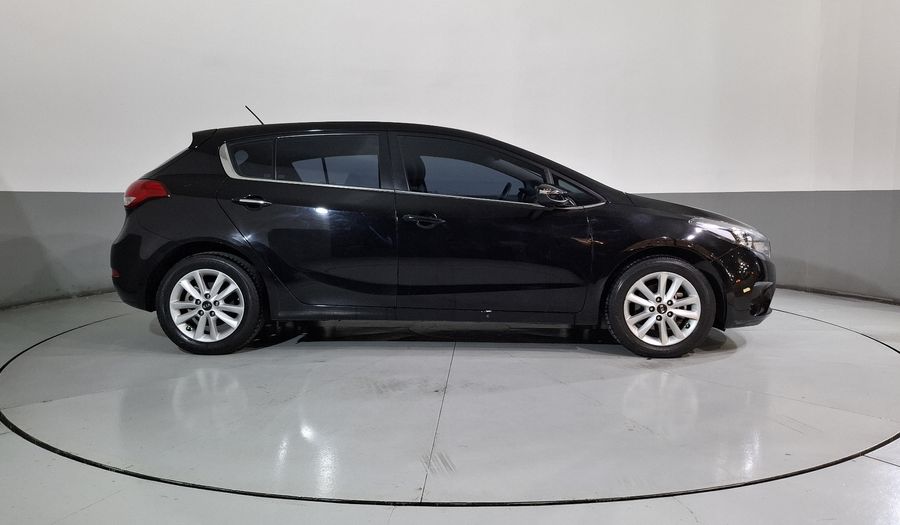 Kia Forte 2.0 EX AUTO Hatchback 2018