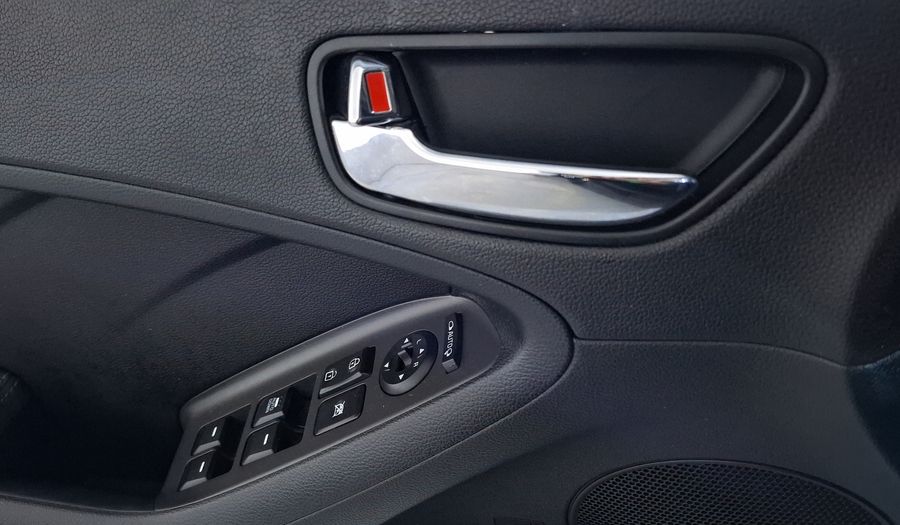 Kia Forte 2.0 EX AUTO Hatchback 2018
