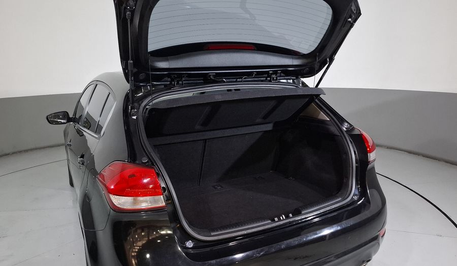 Kia Forte 2.0 EX AUTO Hatchback 2018