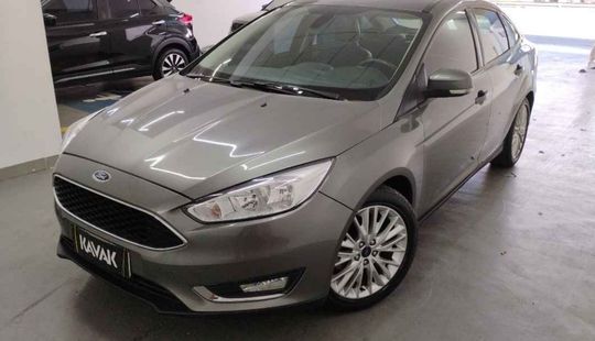 Ford • Focus
