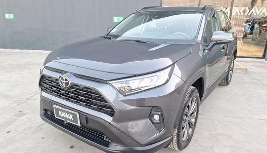 Toyota • RAV4