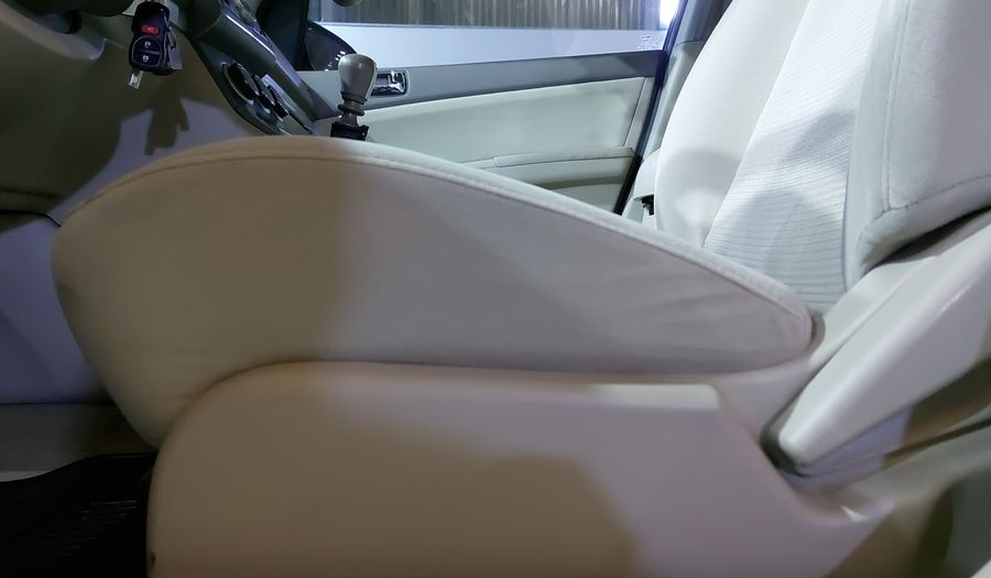 Nissan Sentra 2.0 EMOTION TM Sedan 2012