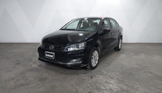 Volkswagen • Vento